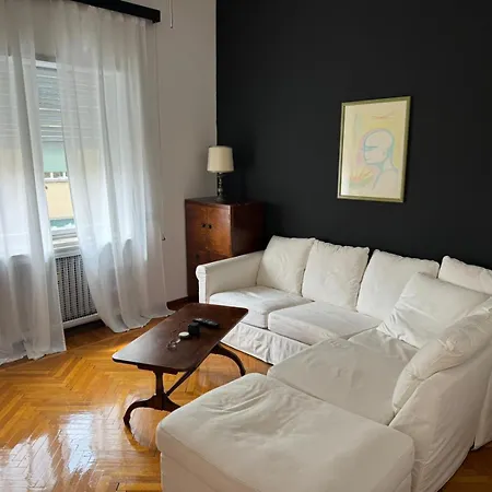 דירה Micheli Luxury Flat